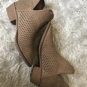 Taupe booties, Like new! Size 5.5